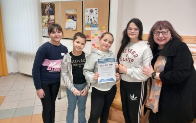 English Day za naše učenice: Emu, Jelenu, Mašu i Simonu/ “English Day” за наше ученице: Ему, Јелену, Машу и СимонуEnglish Day za naše učenice: Emu, Jelenu, Mašu i Simonu/
