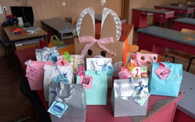 Our E+ Easter Egg Hunt & Secret Easter Bunny Basket– uskrsni običaji / васкршњи обичаји